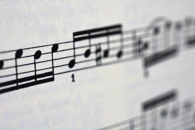 Cours de musique : Quelle procédure pour composer une chanson ?